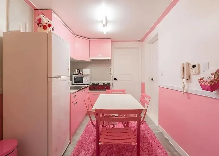 Nanu Pink - Female Only